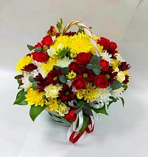 Цветочная композиция из Хризантемы и Розы в корзине в Псекупс